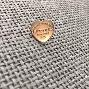 ONE med size Authentic Tiffany & Co heart earring
